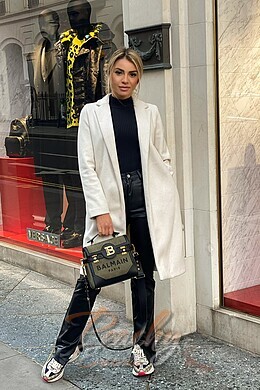 Anissa, Mayfair, E. European Escort