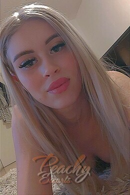 Clody, Notting Hill, E. European  Escort